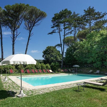 Castello Di Magrano Villa Губио Екстериор снимка