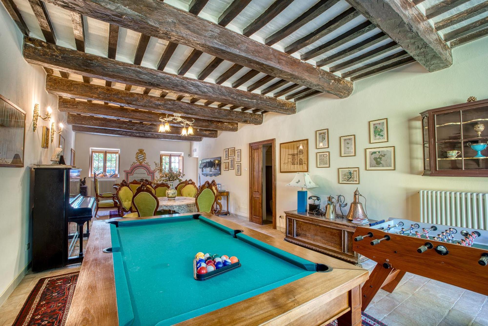 Castello Di Magrano Villa Губио Екстериор снимка