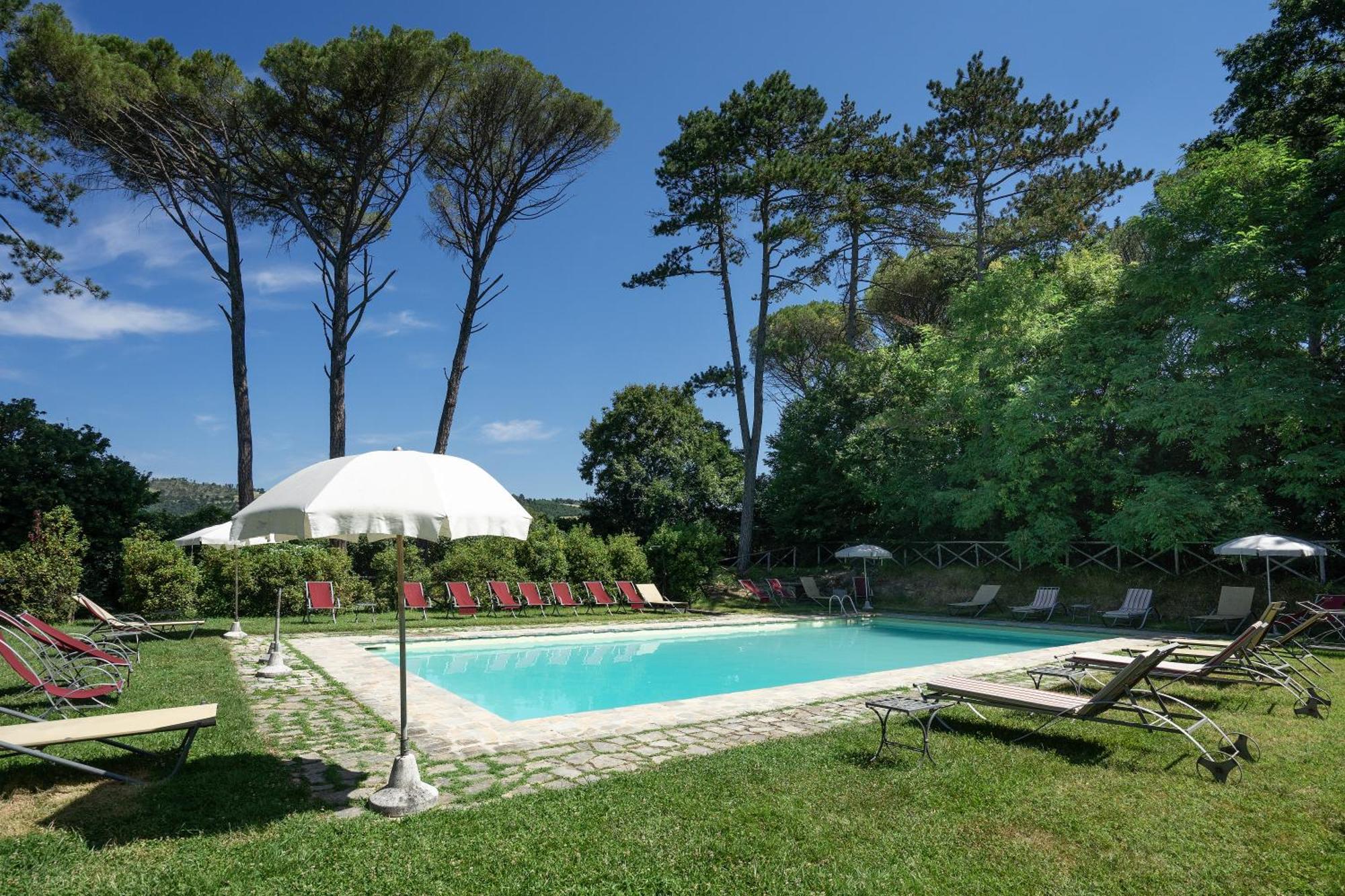 Castello Di Magrano Villa Губио Екстериор снимка